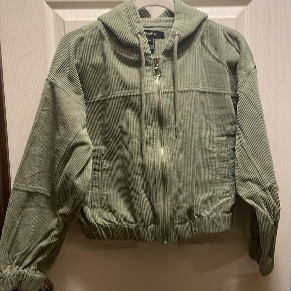 NWOT: Womens Size Medium Zip Up Green Hooded Corduroy Jacket by Forever 21